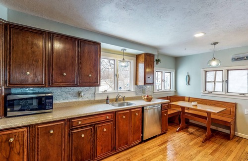 Canandaigua House | Charming lake view home w/easy lake access, full kitchen, and smart TV