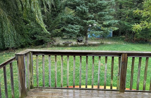 Saugeen Shores Cottage | Charming lakefront cottage steps away from a sandy beach in Port Elgin!