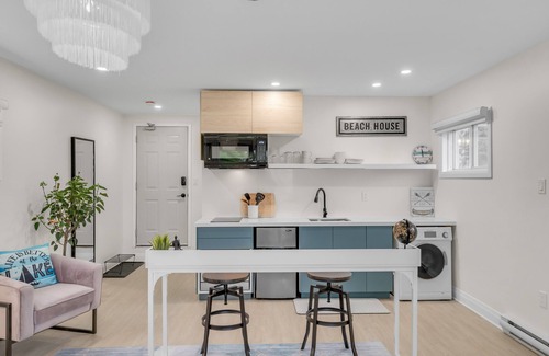 Port Hope Other | Charming Lakeside Breeze By The Lake