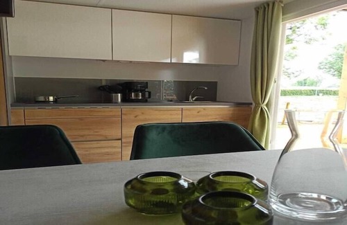 Berg en Terblijt House | Charming Little House with Microwave