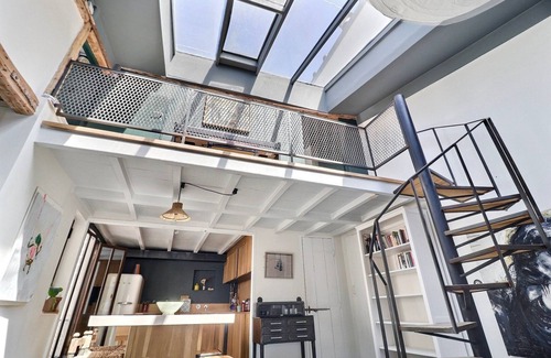 Porte-Saint-Martin Apartment | Charming Loft Apartment by Canal Saint Martin