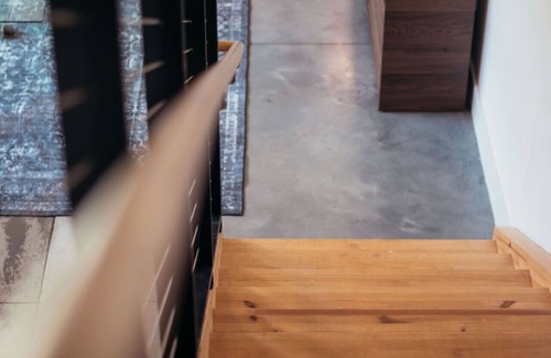 Judson Apartment | Charming Loft | Pool | Gym | Close to DT GVL!