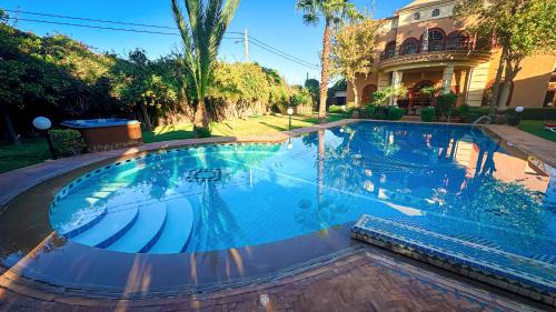 Menara Villa | Charming Luxury Villa - Pool & Hot Tub
