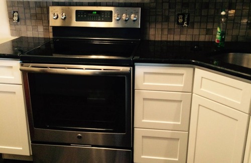 Somers Point Condo | Charming Marina 2-bedroom condo in delightful Somers Point with AC, WiFi