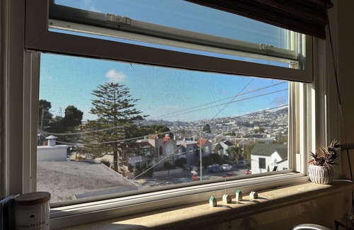 Southern Hills House | Charming Mid-Century Home 3bd 1 ba, Easy Parking in San Francisco Relaxing Area