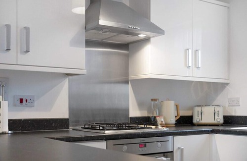 Stockton-on-Tees House | Charming Modern Home, Near High Street, Sleeps 5