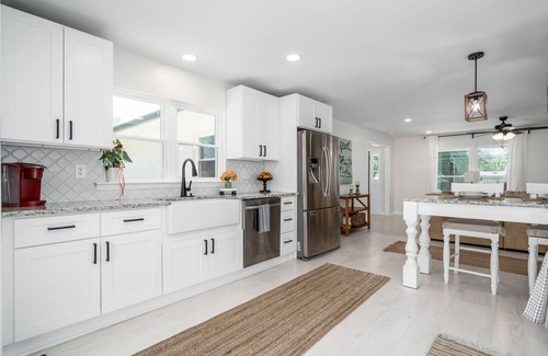 Conover Other | Charming Modern 3-bedroom Farmhouse near Hickory on 1-acre