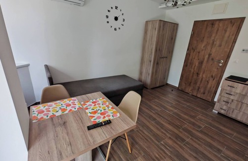 Kecskemet Apartment | Charming modern furnished Studio in a Peaceful Neighborhood of Kecskemét