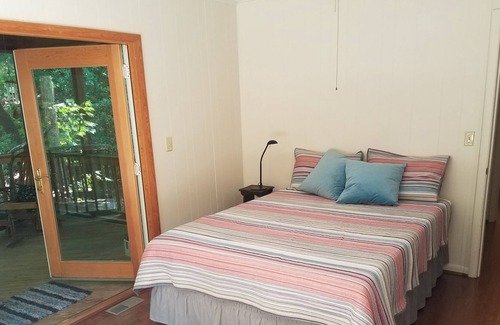 Brevard House | Charming Mountain Cottage - Connestee Falls