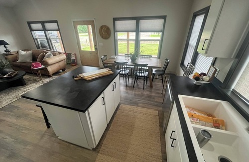 Pierre House | Charming New Lake House