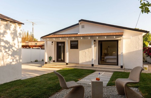 Altadena House | Charming newly renovated 3-bedroom house with WiFi and AC near Pasadena