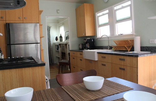 North Park House | Charming North Park house, sleeps 6 w/parking