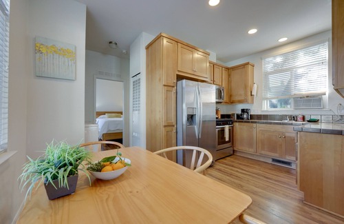Oak View House | Charming Oak View Retreat ~ 5 Mi to Ojai Valley!
