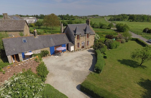 Passais-Villages Cottage | Charming one bedroom Gite in Rural Normandy