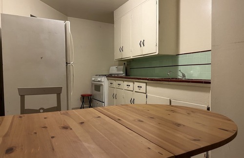 Horace Mann House | Charming one bedroom unit with WiFi and AC in pleasant San Jose