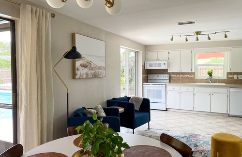 Largo House | Charming Pool Home - Mins Drive to Beach