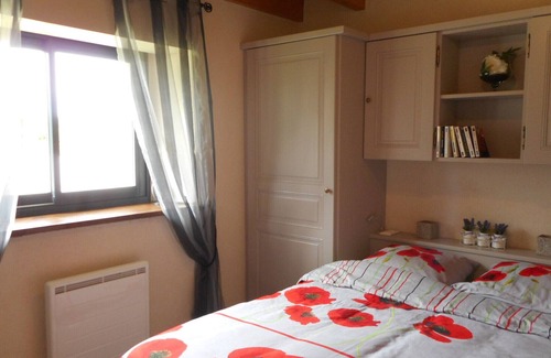 Landunvez Hotel | Charming, quiet and bright cottage 300 m from the beaches and 20 m from the GR34