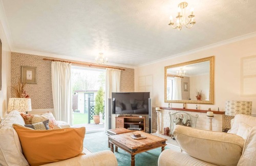 Cherry Hinton House | Charming & Quiet 4 Bedroom Residential Home