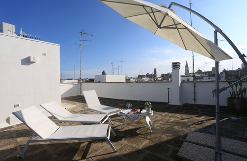 Monopoli House | CHARMING REAL HOUSE SEA VIEW INDEPENDENT TERRACES