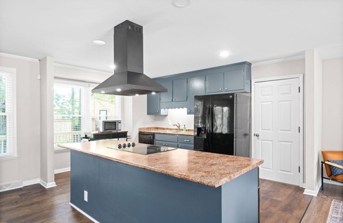 Clarksville House | Charming Remodeled home in peaceful neighborhood (pet friendly)