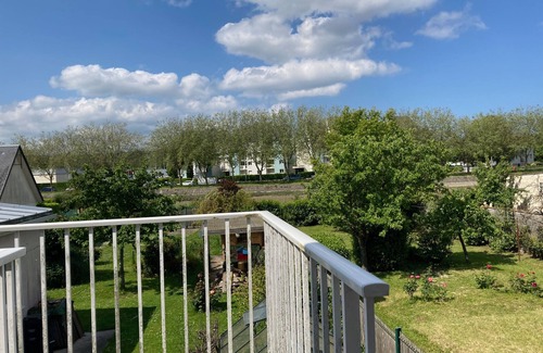 Touques Apartment | Charming Renovated Apartment Sleeps 6 - Near Beach & Town