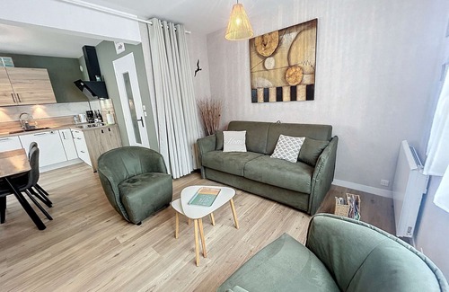 Jullouville-les-Pins Apartment | Charming Renovated Apartment, Central Jullouville, 1 Bed, 4 Guests, Parking, 100m from Beach