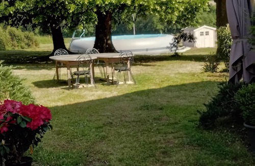 Poullignac Villa | Charming restored farmhouse of the 18th century, access for pets