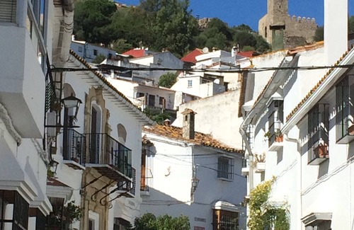 Jimena de la Frontera Cottage | Charming rustic cottage set in a fruit grove Sleeps 6