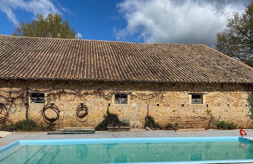 Lezay House | Charming Rustic 5-bedroom Farmhouse With Pool
