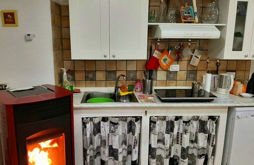 San Giovanni-Chiadino-Rozzol House | Charming Rustic Lodge in Trieste with Private Facilities