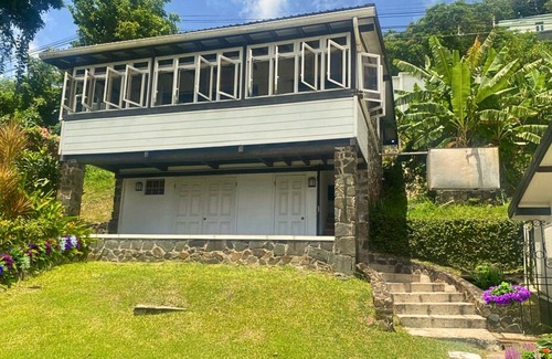 Vigie Cottage | Charming Seaside Haven: A Tranquil Cottage Retreat with Pool