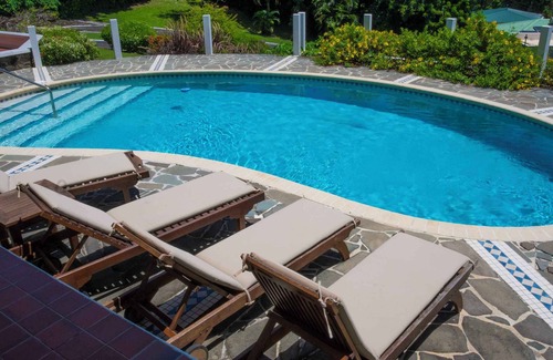 Vigie Cottage | Charming Seaside Haven: A Tranquil Cottage Retreat with Pool