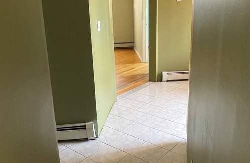 Old Town Apartment | Charming Spacious 2 bedrooms apt.Furnished.Near train/bus to Manhattan