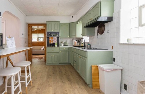 Lindenwood Park House | Charming St Louis Home: 8 Mi to Downtown!