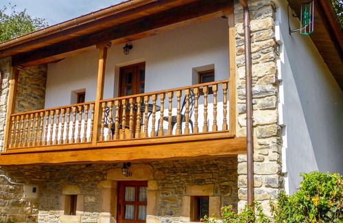 Tornon Cottage | Charming stone house in an idyllic coast village close to a stunning beach