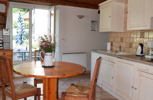 Aucun Cottage | Charming stone house with fireplace, ideal for coocooner