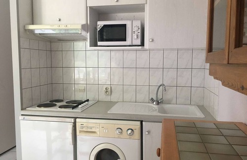 Luz-Saint-Sauveur Apartment | Charming Studio for 4 with Balcony, Parking & Ski Storage – Near Ski Resorts