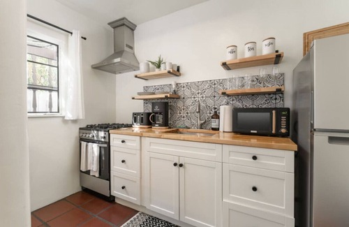 Montecito Cottage | Charming Studio Hideaway in Montecito