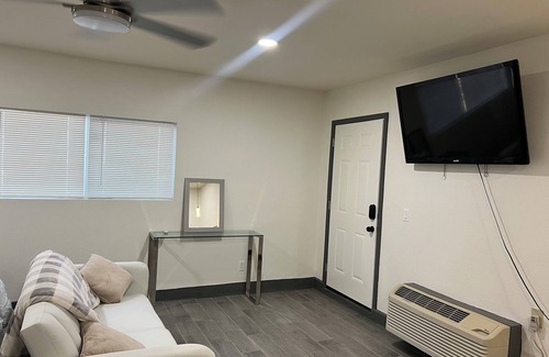 North Las Vegas Apartment | Charming studio with WiFi and AC in brilliant Near Downtown!
