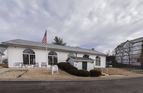 Branson Apartment | Charming Studio w/Pool Access in Branson