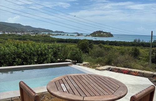 Jennings Apartment | Charming studio with Kitchenette and Pool in delightful Hermitage Bay, Antigua