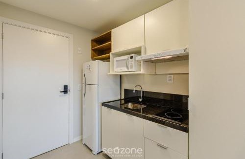 Rio Branco Apartment | Charming studio with pool in POA GRB0917