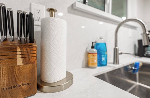 Monterey Park Apartment | Charming studio with WiFi and AC in welcoming Rosemead