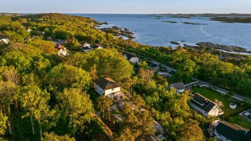 Tjome Municipality House | Charming Summer House With Sea View On Tjøme
