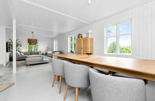 Tjome Municipality House | Charming Summer House With Sea View On Tjøme