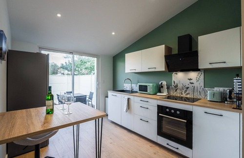 Floirac House | Charming T2 w/spa π & terrace Bordeaux