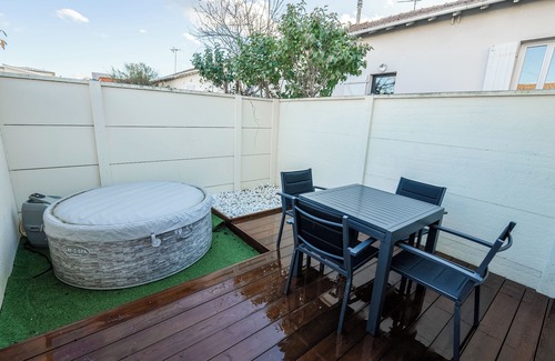 Floirac House | Charming T2 w/spa π & terrace Bordeaux