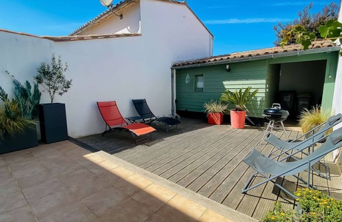 Le Bois-Plage-en-Re House | Charming two-storey village house with courtyard