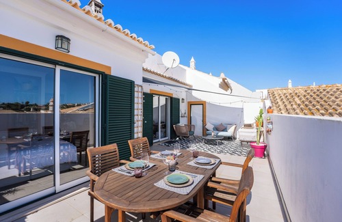 Espiche House | Charming Two Bedroom House in Praia Da Luz, Lagos. Beautiful terrace!
