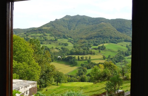 Mandailles-Saint-Julien House | CHARMING TYPICAL HOUSE IN BARRIADE 4 pers